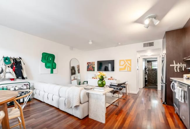 1560 Pennsylvania Ave, Unit 214 in Miami Beach, FL - Building Photo - Building Photo
