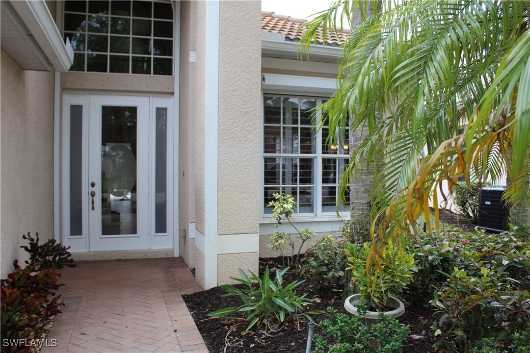 6478 Waverly Green Way in Naples, FL - Building Photo