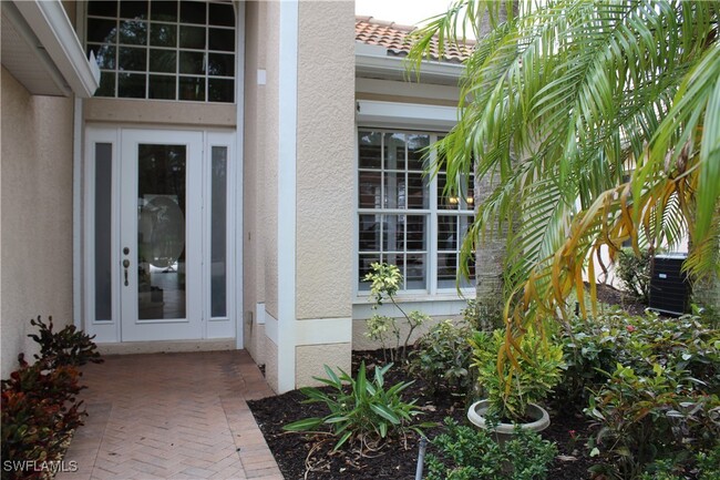 6478 Waverly Green Way in Naples, FL - Foto de edificio - Building Photo