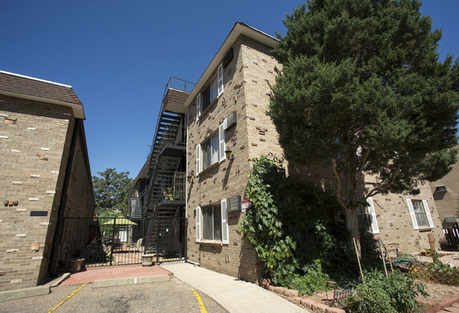 Grant Street Apartments in Denver, CO - Building Photo - Building Photo