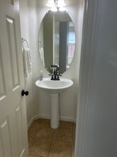 2503 Villamonte Ct in Camarillo, CA - Building Photo - Building Photo