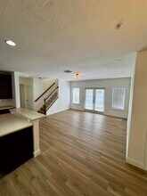1542 Almond Ave in Orlando, FL - Building Photo - Building Photo