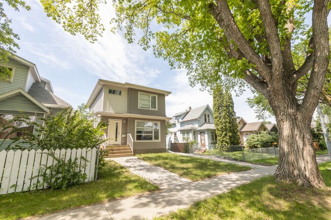 11512-11587 87 St NW in Edmonton, AB - Building Photo - Building Photo