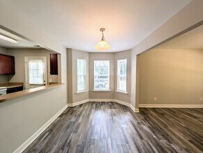 830 N Taylor St in Wake Forest, NC - Building Photo - Building Photo