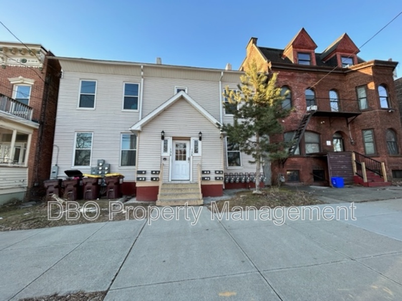 138 Morton Ave in Albany, NY - Foto de edificio