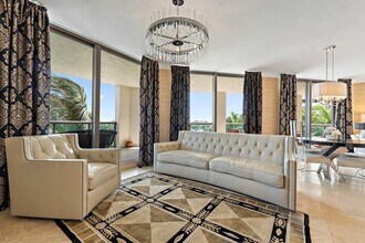 3630 Gardens Pkwy in Palm Beach Gardens, FL - Building Photo - Building Photo