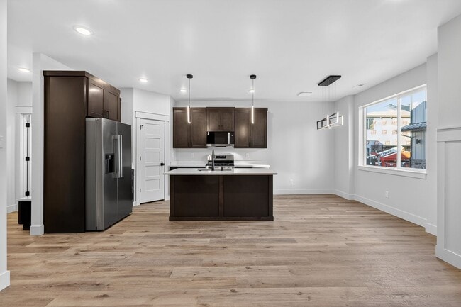 689 S Curlew Dr in Idaho Falls, ID - Building Photo - Building Photo