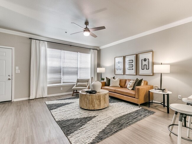 Vantage on Yale in Tulsa, OK - Building Photo - Building Photo