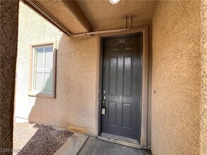 5628 Granville Lake St in North Las Vegas, NV - Building Photo - Building Photo