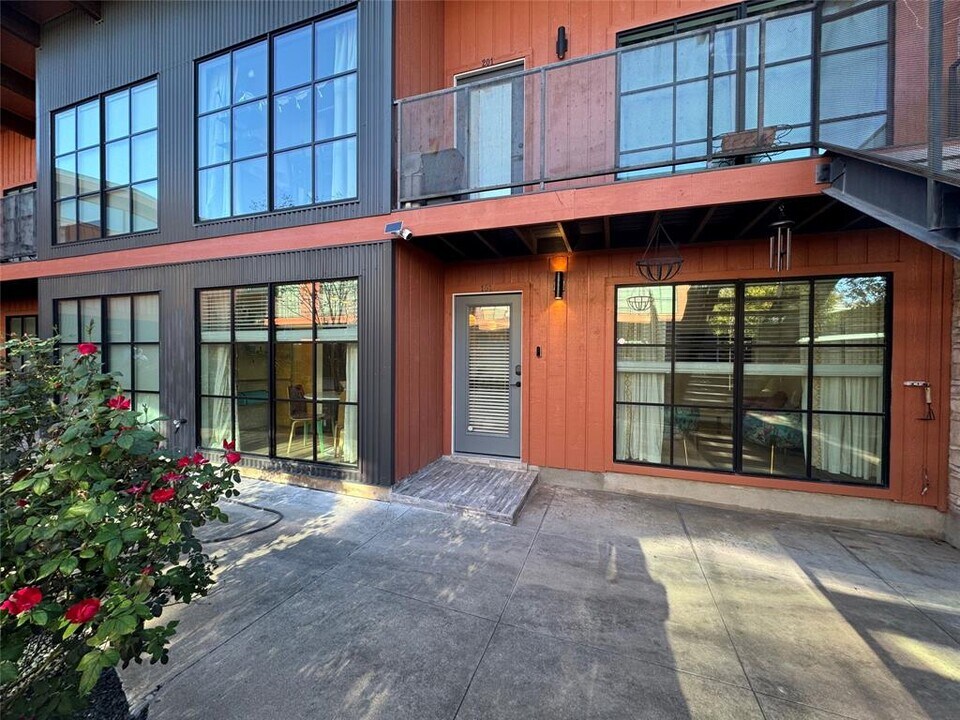 400 E 30th St in Austin, TX - Building Photo