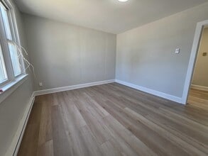 40 Connaught St in Kingston, ON - Building Photo - Building Photo