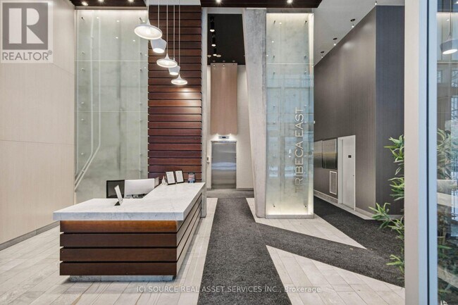 40 Nepean St in Ottawa, ON - Building Photo - Building Photo