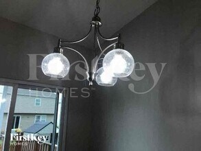 217 Weeping Willow Run Dr in Johnstown, OH - Building Photo - Building Photo