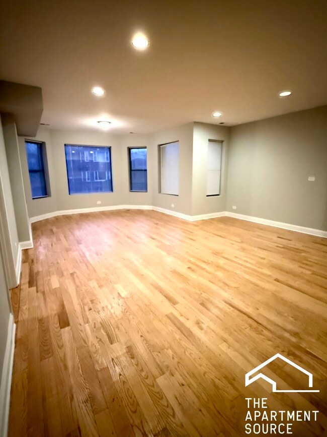 property at 6917 S Paxton Ave