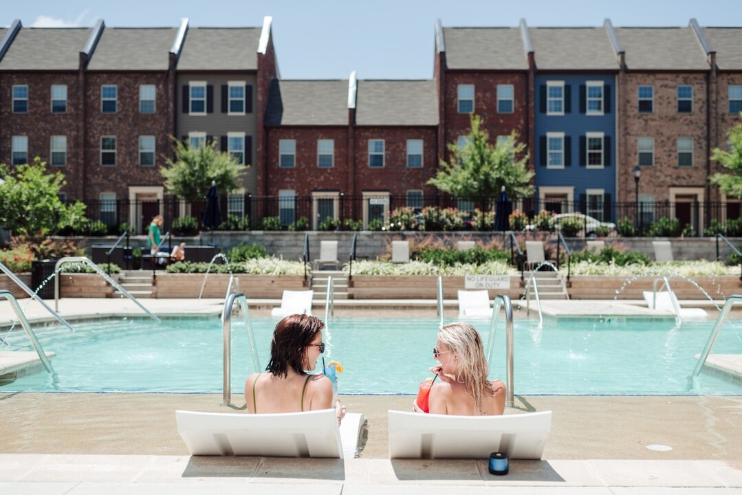 LC Mount Juliet in Mount Juliet, TN - Building Photo