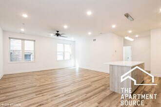 5126 S Kenwood Ave in Chicago, IL - Building Photo - Building Photo