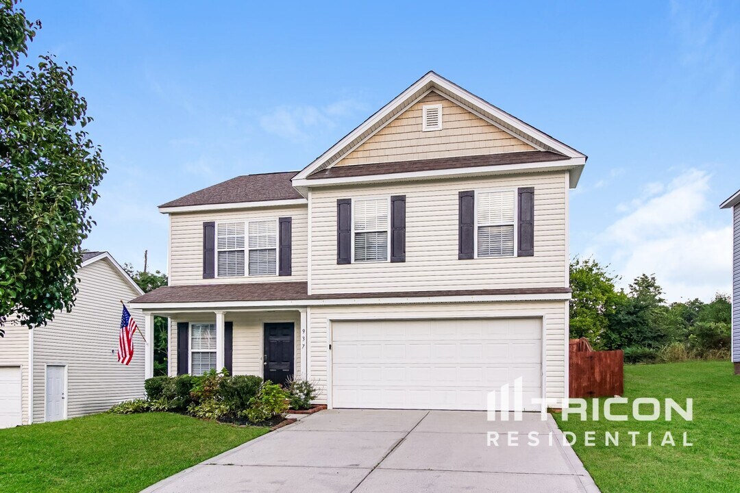 937 Anchor Way NE in Kannapolis, NC - Building Photo