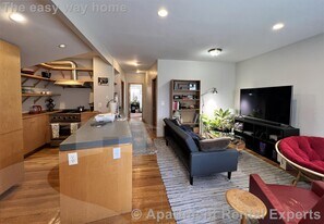 132 Columbia St, Unit #1 in Cambridge, MA - Building Photo