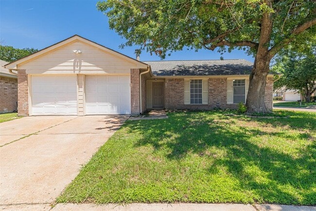 property at 16702 Pebbleglen Dr