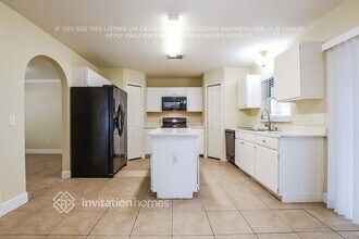 3223 Scenic Woods Dr in Deltona, FL - Building Photo - Building Photo