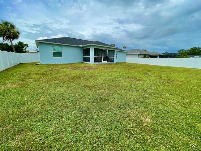 11956 Waterman Ave in Port Charlotte, FL - Building Photo - Building Photo