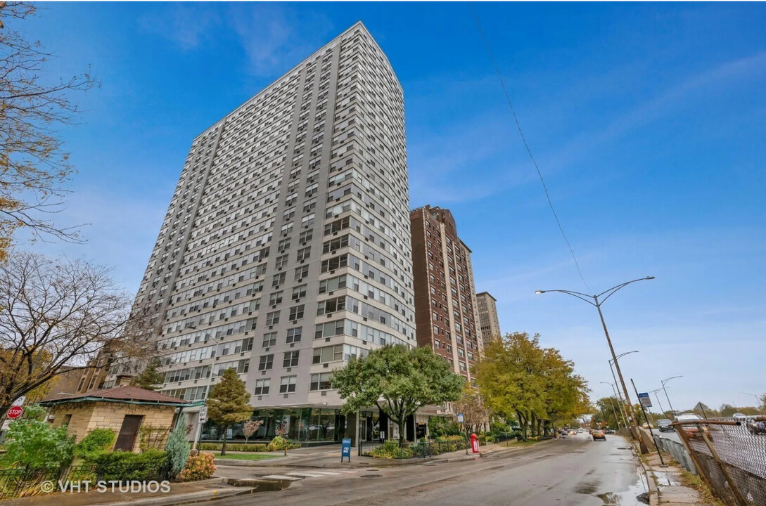 3900 N Lake Shore Dr in Chicago, IL - Foto de edificio