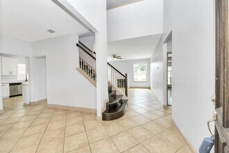 2030 Winding Hollow Dr in Katy, TX - Building Photo - Building Photo