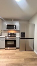 406 Randall St-Unit -A in Pasadena, TX - Foto de edificio - Building Photo