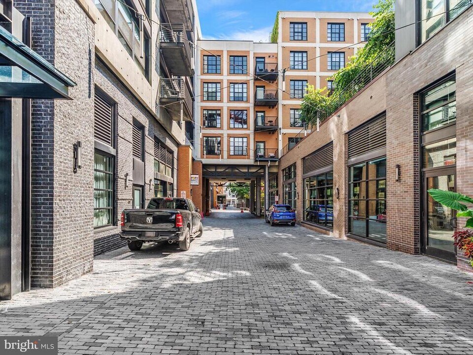 1625 Eckington Pl NE in Washington, DC - Building Photo