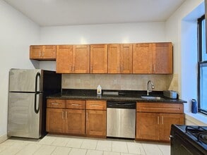 270 Fort Washington Ave in New York, NY - Building Photo - Building Photo
