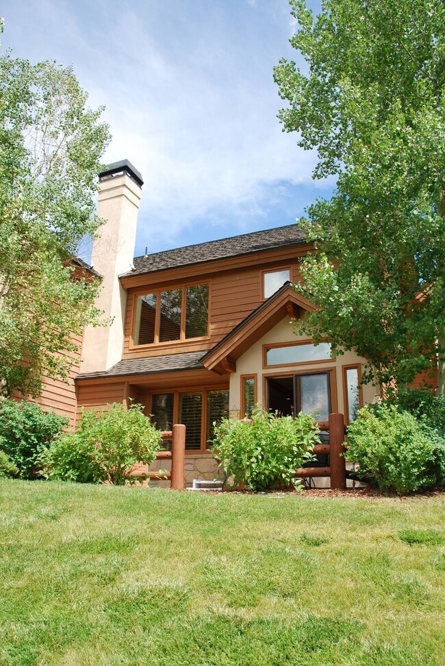 property at 2410 Deer Lake Dr