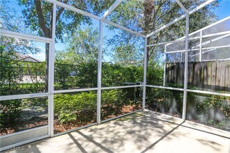 16246 Ravina Way in Naples, FL - Foto de edificio - Building Photo