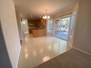 1153 NW Knoxville Blvd in Bend, OR - Building Photo - Building Photo