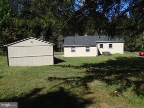 34 New Rd in Elverson, PA - Building Photo - Building Photo