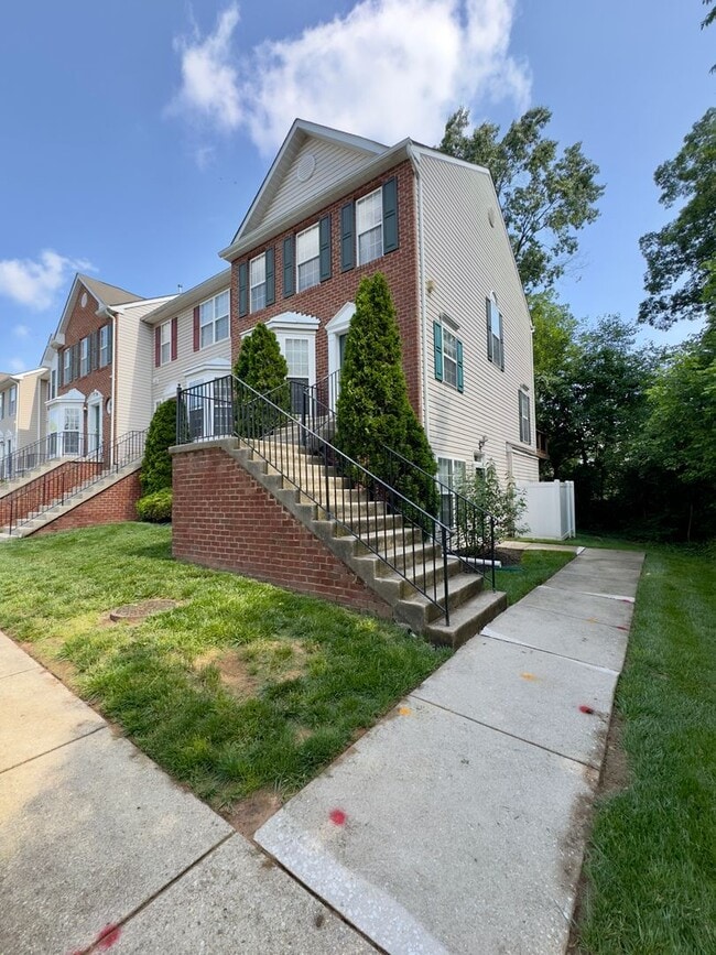 property at 738 Heather Stone Loop