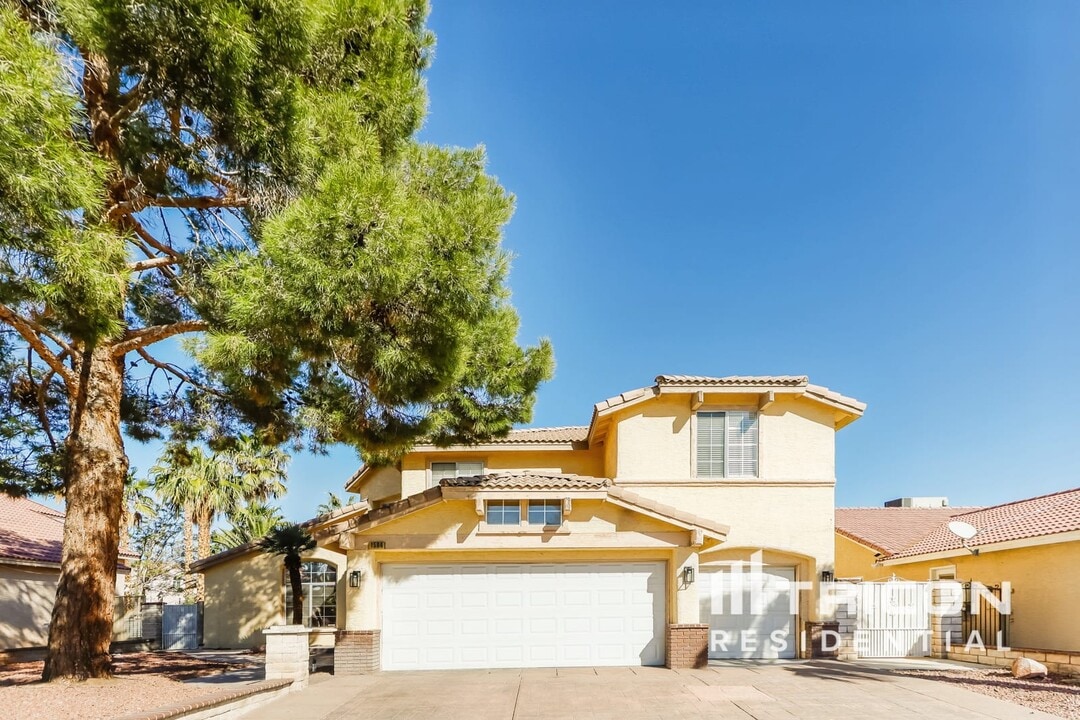 1584 Bright View Dr in Las Vegas, NV - Foto de edificio