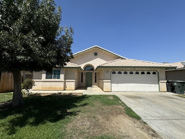 property at 612 Calle Orlando