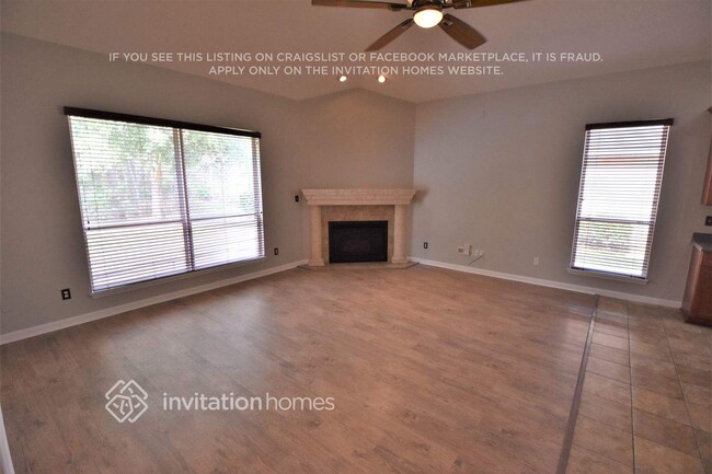 1260 Harbour Town Dr in Orange Park, FL - Foto de edificio - Building Photo