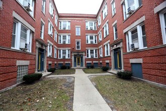 Uptown Preservation Apartments in Chicago, IL - Building Photo - Building Photo