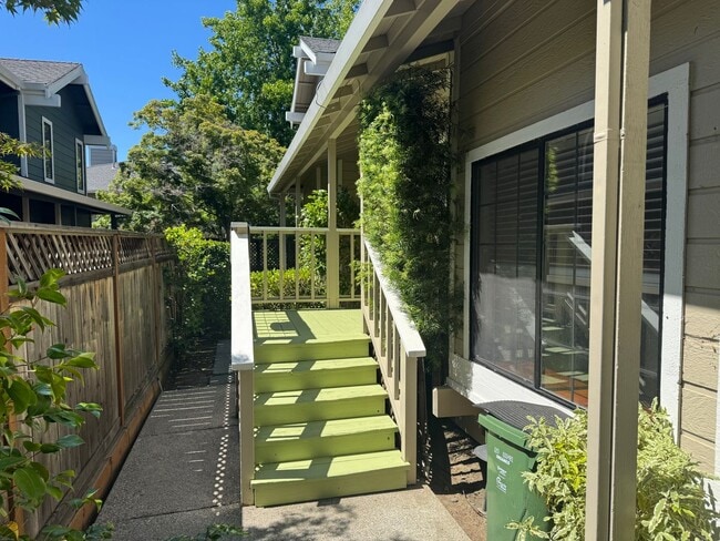 17 Hansen Ct in Moraga, CA - Building Photo - Building Photo