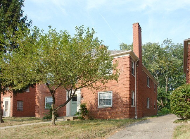 1559 Northwest Blvd in Columbus, OH - Building Photo - Building Photo