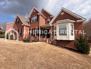 1014 Oak Meadows Rd in Birmingham, AL - Building Photo - Building Photo