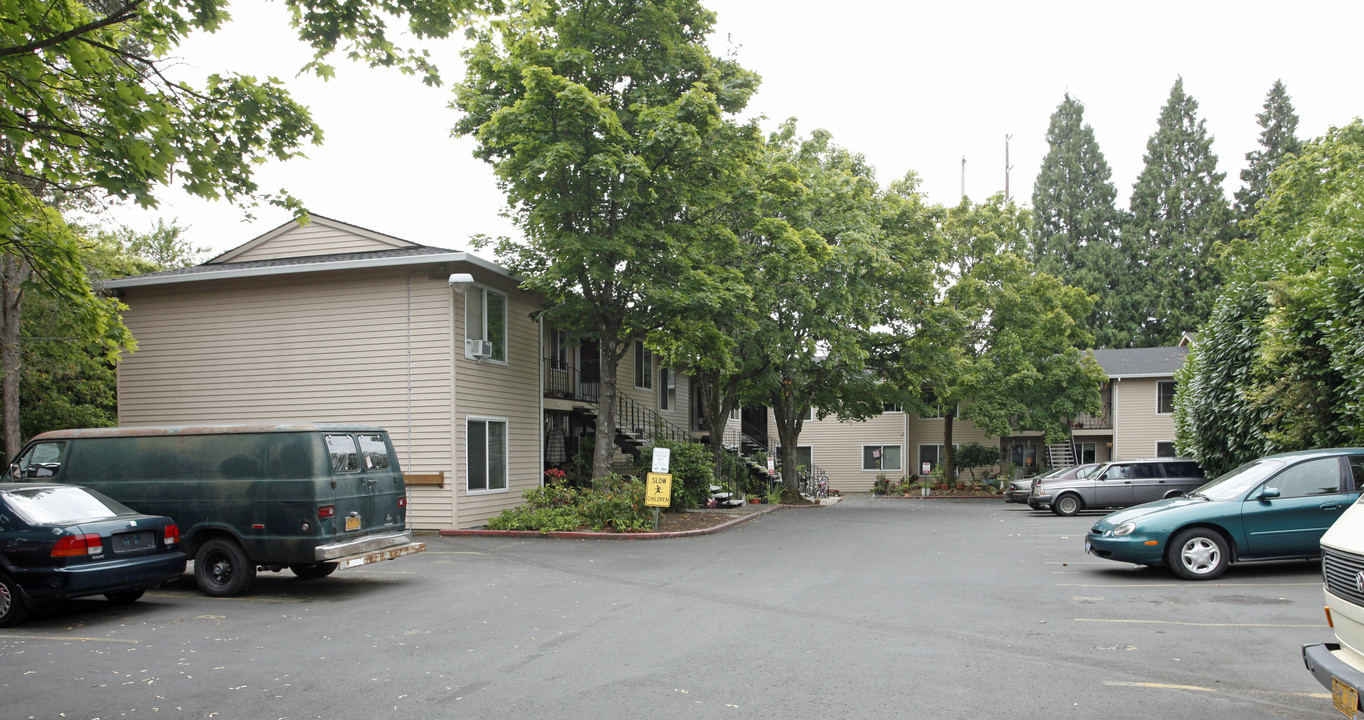 Marion Street Apartments in Portland, OR - Building Photo