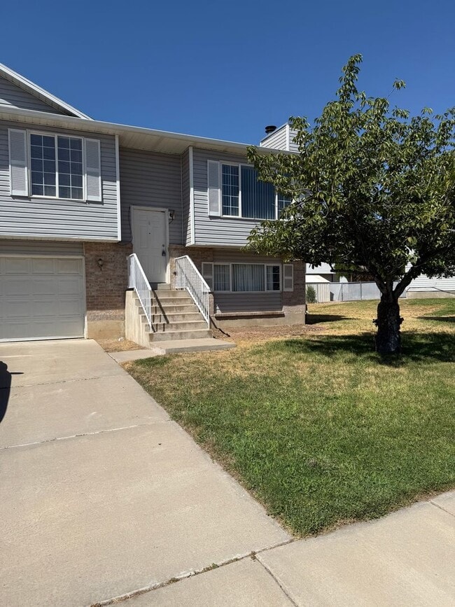 property at 376 W 1900 S