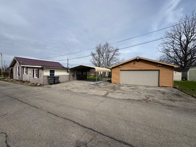 1014 N 5th St in Goshen, IN - Building Photo - Building Photo