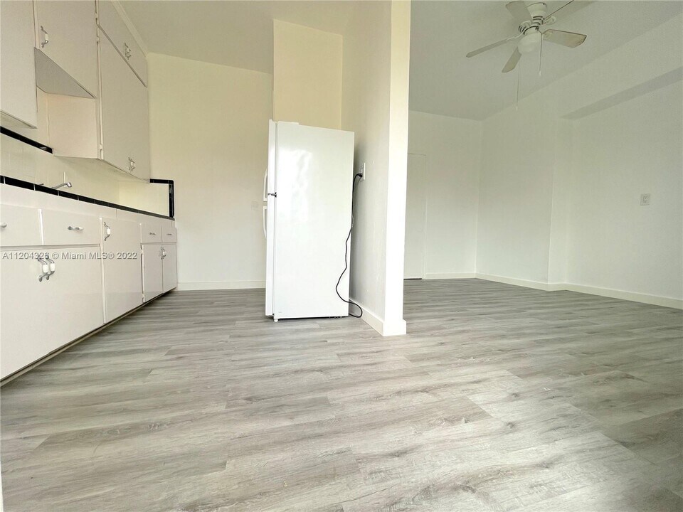 539 NE 82nd Terrace-Unit -5 in Miami, FL - Building Photo