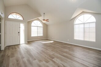 727 N Sulleys Dr in Mesa, AZ - Building Photo - Building Photo