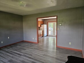 540 Old Stage Rd, Unit 1 in Johnson City, TN - Building Photo - Building Photo