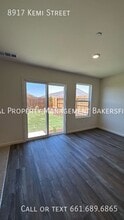 8917 Kemi St in Bakersfield, CA - Building Photo - Building Photo