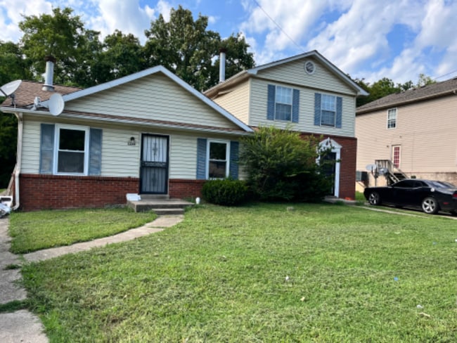 1334 Bellshire Terrace Dr in Nashville, TN - Building Photo - Building Photo